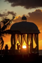 Wedding pavilion on the beach of Varadero with sunset in the hotel complex PARADISUS VARADERO