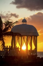Wedding pavilion on the beach of Varadero with sunset in the hotel complex PARADISUS VARADERO