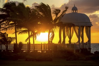 Wedding pavilion on the beach of Varadero with sunset in the hotel complex PARADISUS VARADERO