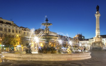 Fountain, Praça do Rossio, cobblestones in wave form, wave pattern, Lisbon, Lisbon district,