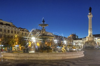 Fountain, Praça do Rossio, cobblestones in wave form, wave pattern, Lisbon, Lisbon district,