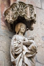 Nossa Sebhora do keite, the symbol of Braga, The nursing Mary with the baby Jesus, Braga, Braga