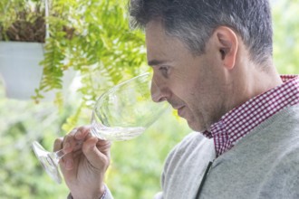 Wine tasting with the estate owner Jose, Casa de Sezim, Grande Escolha winery in the Minho region,