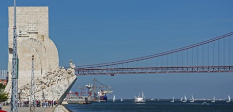 Monumento a Los Descubrimientos, Ponte 25 de Abril, Lisbon, District of Lisbon, Portugal