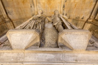Sarcophagus of João I and his English woman Philippa of Lancaster, Monastery of Santa Maria da