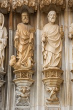 Apostle figures, Monastery of Santa Maria da VitÃüria, UNESCO World Heritage Site, main portal with