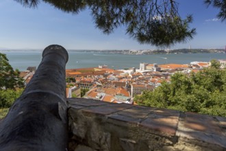 Medieval cannon, view from the castle Castelo de São Jorge to the old town of Lisbon, Lisbon,