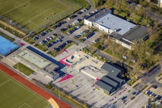 Aerial view, Campusplatz Nord with ground painting and rest areas, skate park, Selm, Münsterland,