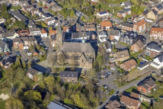 Aerial view, Catholic parish church of St. Ludger in the town centre, Selm, Münsterland, North