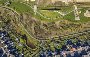 Aerial view, Auenpark and Selmer Bach with green area, residential area Grüner Weg, bycatch, Selm,