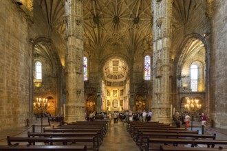 Nave, Mosteiro dos Jerónimos, UNESCO World Heritage Site, Lisbon, Lisbon District, Portugal