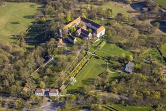 Aerial view, Cappenberg Castle and Castle Park, LWL Museum of Art and Culture with Catholic