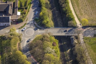 Aerial view, road traffic with bridge Vinnumer Straße over railway tracks and railway keeper's