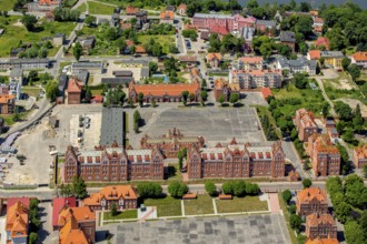 Malbork, Castle, Brick Gothic, River Nogat, City of Marienburg, Seat of the Grand Masters of the