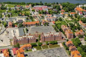 Malbork, Castle, Brick Gothic, River Nogat, City of Marienburg, Seat of the Grand Masters of the