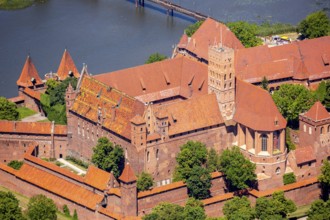 Malbork, Castle, Brick Gothic, River Nogat, City of Marienburg, Seat of the Grand Masters of the