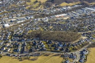 Aerial view, residential area An der Schingerskuhle with forest, green lung, commercial area In der