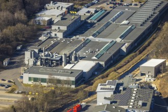 Aerial view, commercial area Im Langen Feld, Kemper Gebr. GmbH factory premises on the river Bigge,