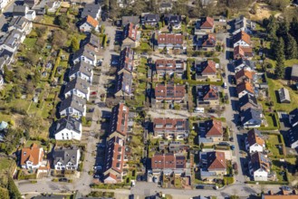 Aerial view, housing estate with red roofs between Zur Alten Schule and Hofstraße, Grundschöttel,