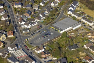 Aerial view, Netto supermarket Waltringer Weg and car park, Wickede, Soester Börde, North