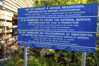 Norway-Russia border, border crossing warning, Kirkenes, Finnmark, Norway, Scandinavia, Europe,
