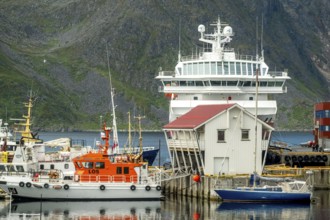 Ship MS Polarlys in the harbour of Honningsvåg, Finnmark, Norway, Scandinavia, Europe, adventure