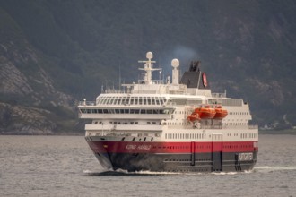 Ship MS Kong Harald, Bolga, Nordland, Norway, Scandinavia, Europe, adventure travel, tourism,