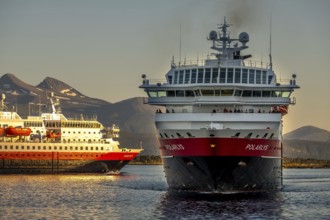 Ship MS Polarlys, ship MS Richard With, harbour Molde, Møre og Romsdal, Norway, Scandinavia,