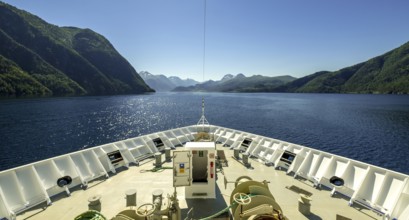 Panoramic view, bow, Storfjord, Stranda, Møre og Romsdal, Norway, Scandinavia, Europe, adventure
