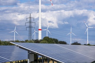86, 5 MW peak ground-mounted photovoltaic systems, from RWE, with over 141, 000 solar modules, on a