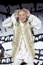 Dieter Hallervorden at the photo rehearsal for the play 'Der eingebildet Kranke' at the palace