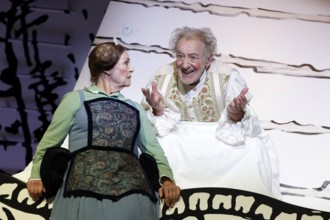 Dieter Hallervorden and Dagmar Biener at the photo rehearsal for the play 'Der eingebildet Kranke'