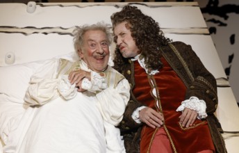 Dieter Hallervorden and Harald Effenberg at the photo rehearsal for the play 'Der eingebildet