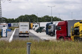 New large service area for trucks on the A1 motorway, largest parking area for trucks in North