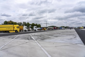 New large service area for trucks on the A1 motorway, largest parking area for trucks in North