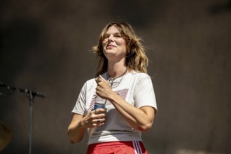 Eva Briegel, singer of the band Juli at the Superbloom Festival, day 2 in the Olympiapark, Munich,