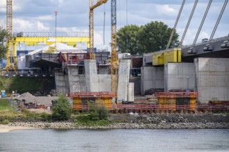 New construction of the second motorway bridge Neuenkamp of the A40, over the Rhine near Duisburg,