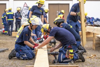 Preparation work for the construction of a facade support, a building in danger of collapsing, with