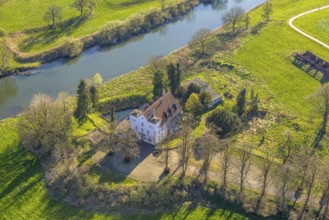Aerial view, Zur Rauschenburg am Fluss Lippe in den Lippeauen, moated castle and former hotel,