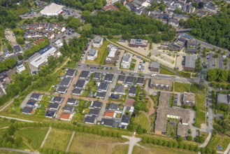 Aerial view, housing estate Zur Kokerei and ASO Oberhausen senior citizens' residence at OLGA-Park,