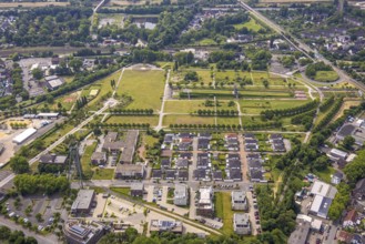 Aerial view, OLGA-Park with observation tower, meadows and green trees, housing estate Zur Kokerei
