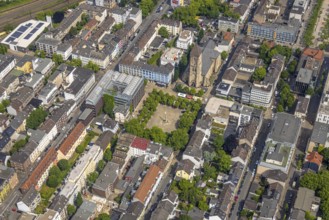 Aerial view, green Altmarkt and Victory Column with Angel of Peace, Catholic parish church