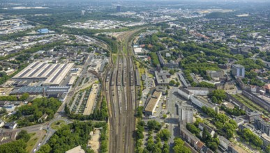 Aerial view, general view Oberhausen main station Hbf, ZOB bus station, Bero shopping centre, main