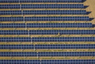 Aerial photo, solar park, open-space photovoltaic plant in the Berger farming community, shapes and