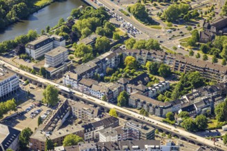 Aerial view, city centre with river Ruhr, Ruhr cycle track RS1, Altstadt I, Mülheim an der Ruhr,