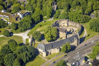 Aerial view, Broich Castle, historical sight, Broich - East, Mülheim an der Ruhr, Ruhr area, North