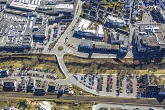 Aerial view, Johannesbrücke over the river Ruhr, Fritz-Honsel-Straße and Mühlenweg with roundabout,