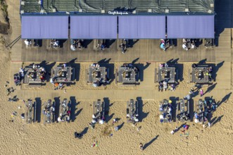 Aerial view, Café Seepark Lünen with outdoor catering and sandy beach at Horstmarer See, guests at