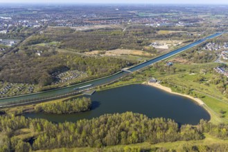 Aerial view, Horstmarer See and Datteln-Hamm Canal inland navigation, Schwansbell Castle in the