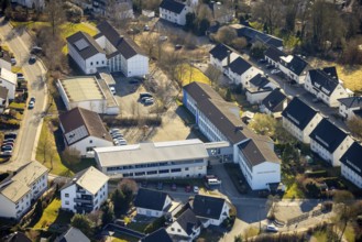 Aerial photo, Janusz-Korczak-Schule und Schwimmhalle, Grevenbrück, Lennestadt, Sauerland, North